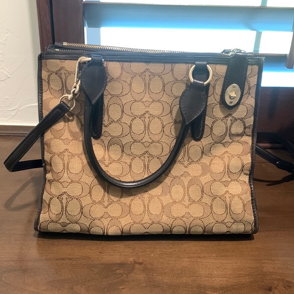 Coach purse (handbag with shoulder strap) - Picture 4 of 4